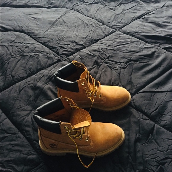 Timberlands - Picture 2 of 2